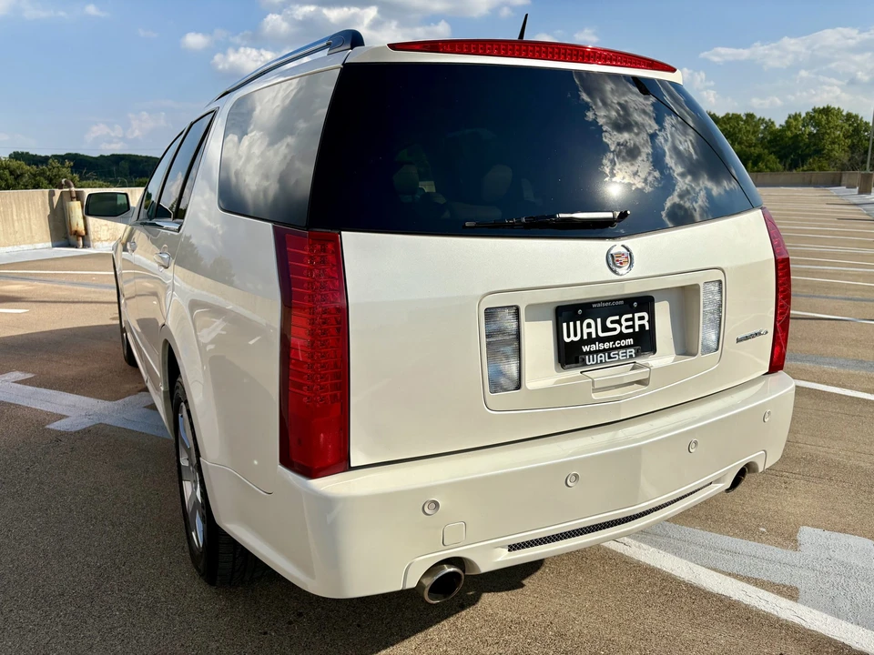 2008 Cadillac SRX - Image 17 of 31
