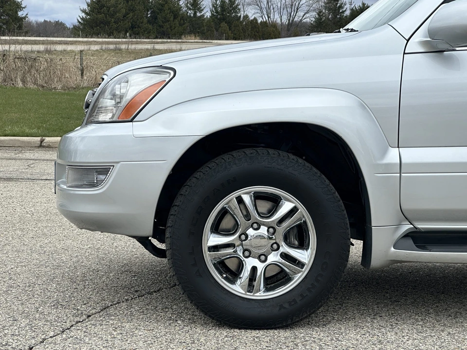 2008 Lexus GX 1st Gen - Image 19 of 31