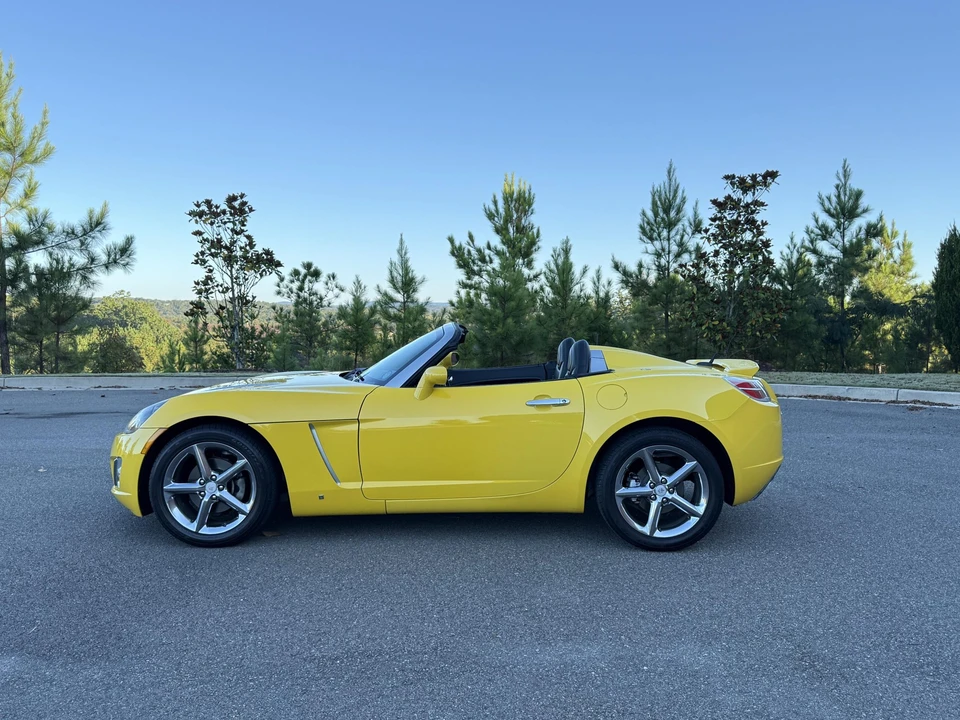 2008 Saturn Sky Red Line - Image 17 of 31