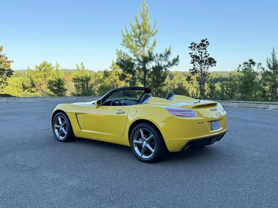 2008 Saturn Sky Red Line - Image 19 of 31