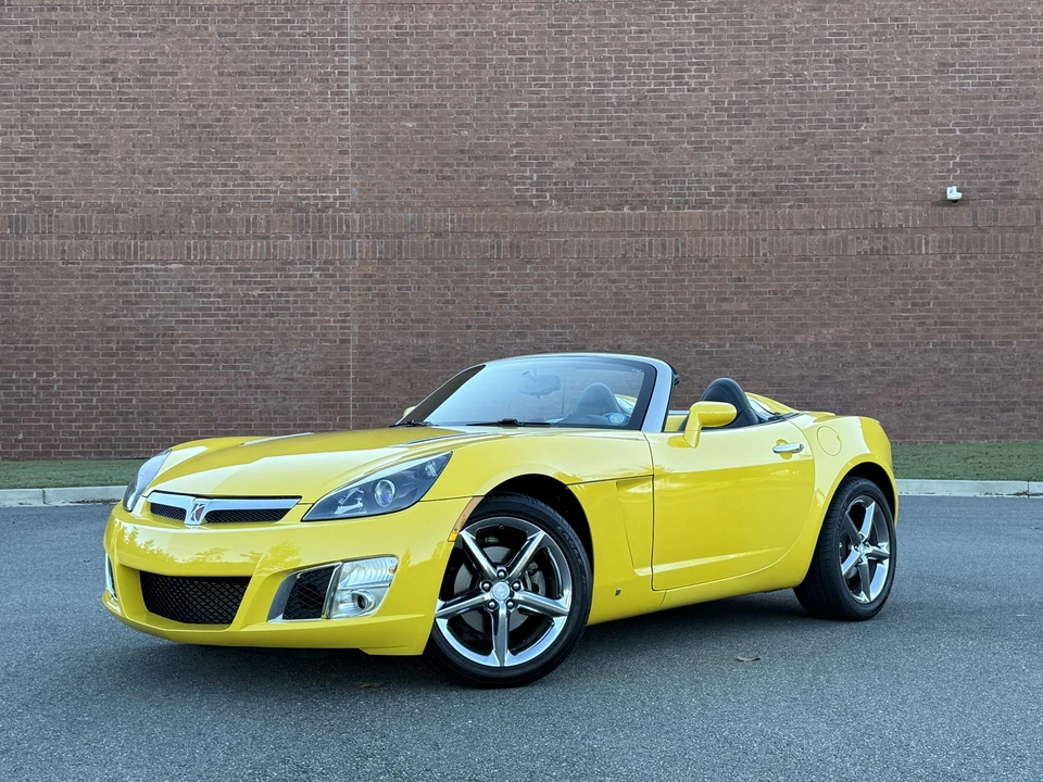 2008 Saturn Sky Red Line - Image 13 of 31