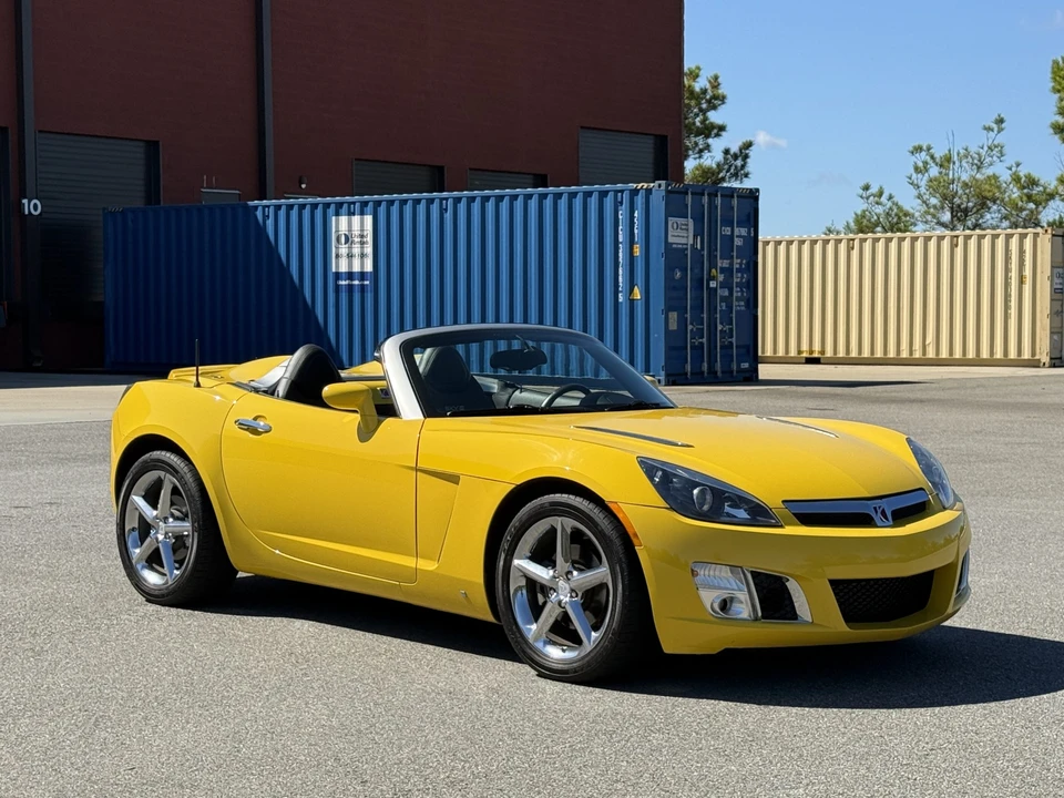 2008 Saturn Sky Red Line - Image 3 of 31
