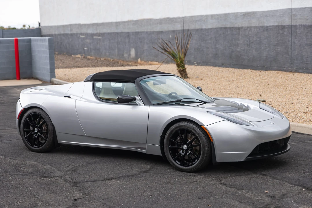 2008 Tesla Roadster - Image 16 of 31