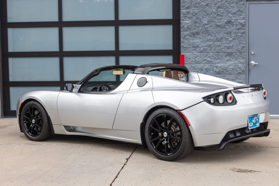 2008 Tesla Roadster - Image 22 of 31
