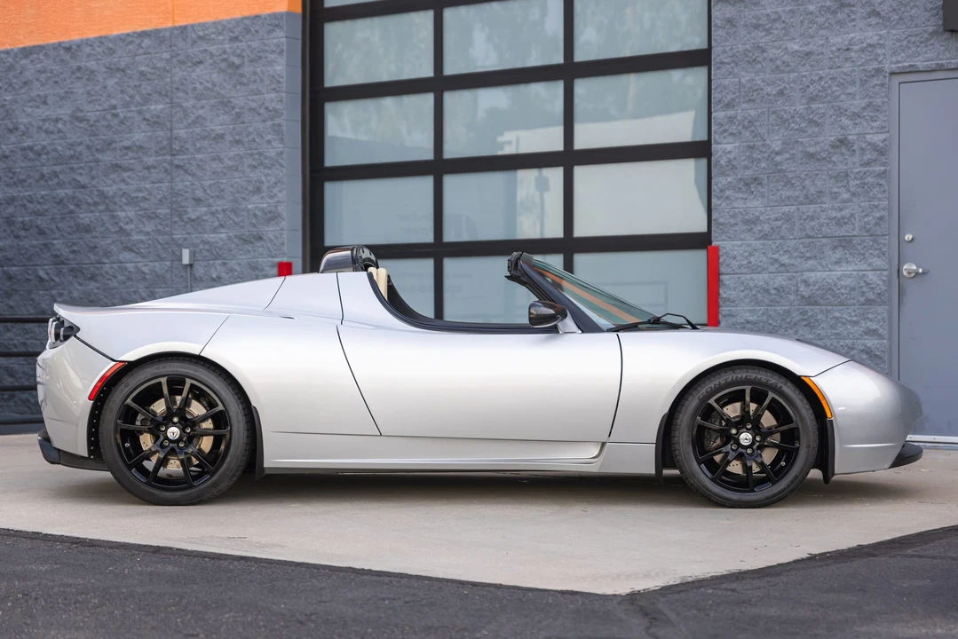 2008 Tesla Roadster - Image 30 of 31