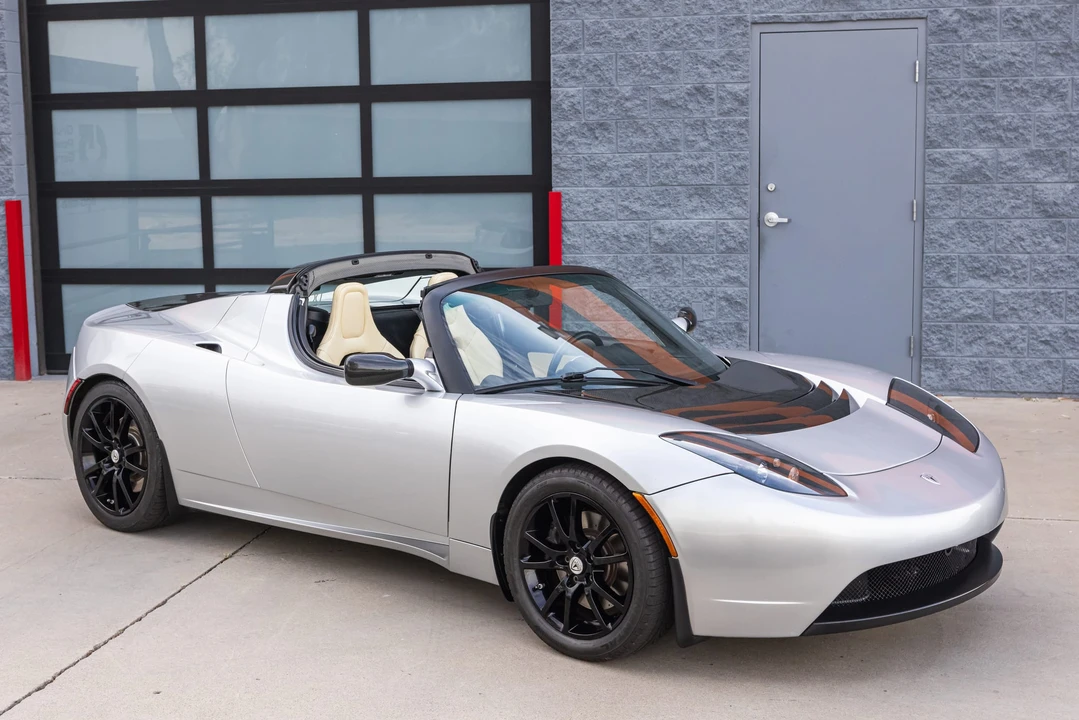 2008 Tesla Roadster - Image 31 of 31