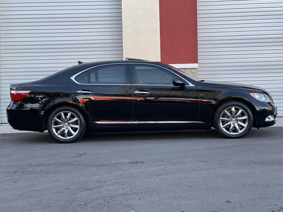 2009 Lexus LS 4th Gen - Image 8 of 31