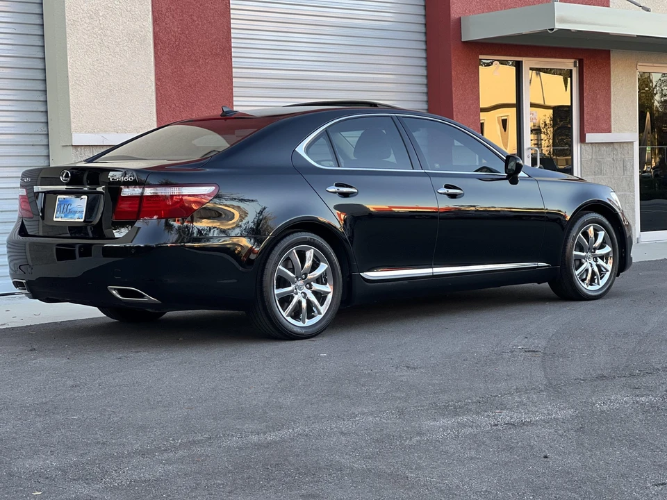 2009 Lexus LS 4th Gen - Image 12 of 31