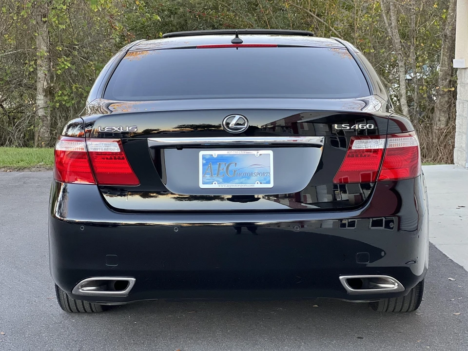2009 Lexus LS 4th Gen - Image 16 of 31