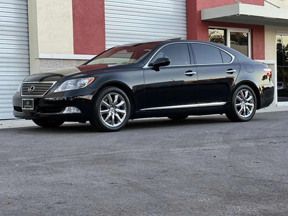 2009 Lexus LS 4th Gen - Image 31 of 31