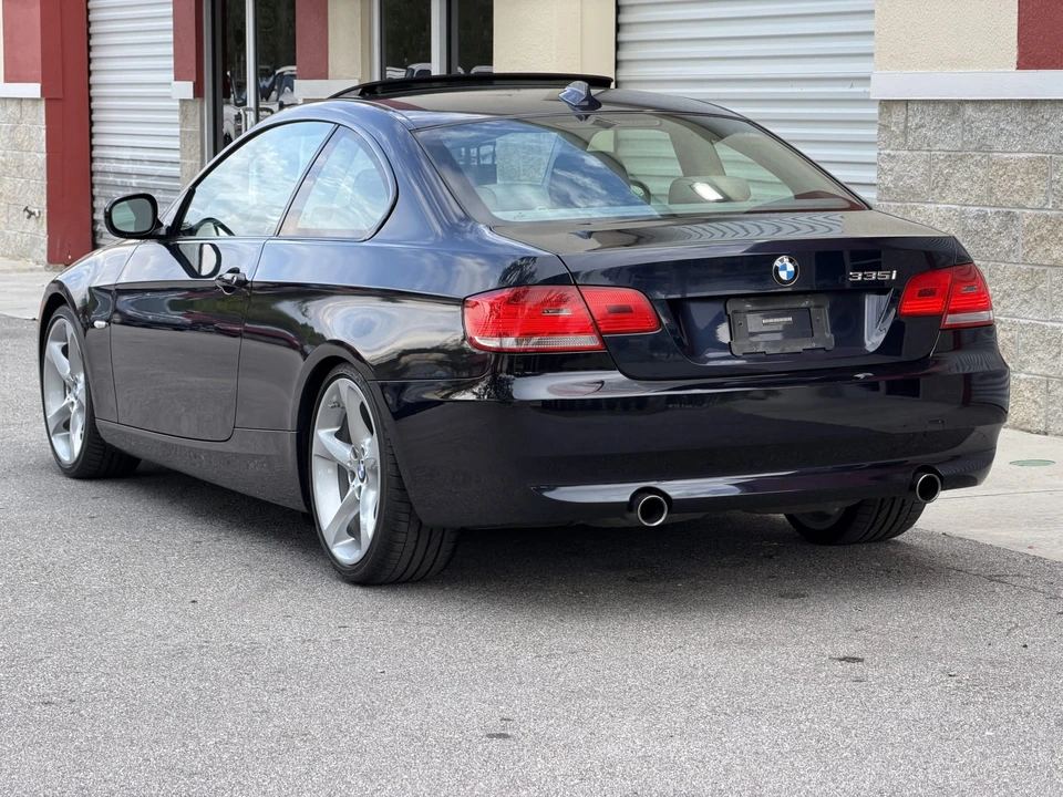 2010 BMW E92 335i Coupe - Image 11 of 31