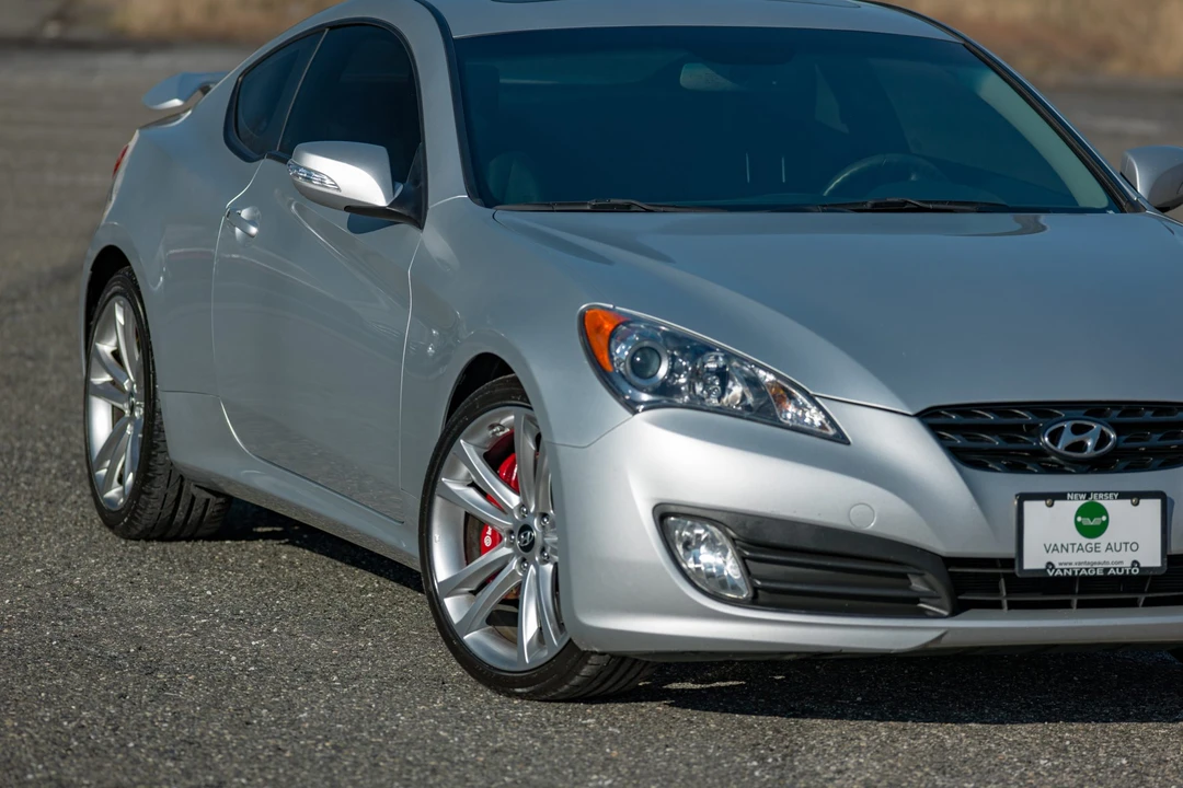 2010 Hyundai Genesis Coupe - Image 31 of 31