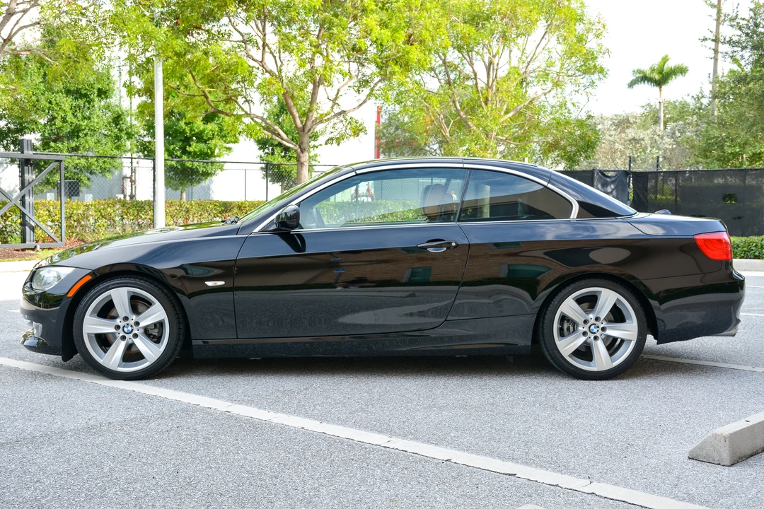 2011 BMW E93 3 Series Convertible - Image 28 of 31