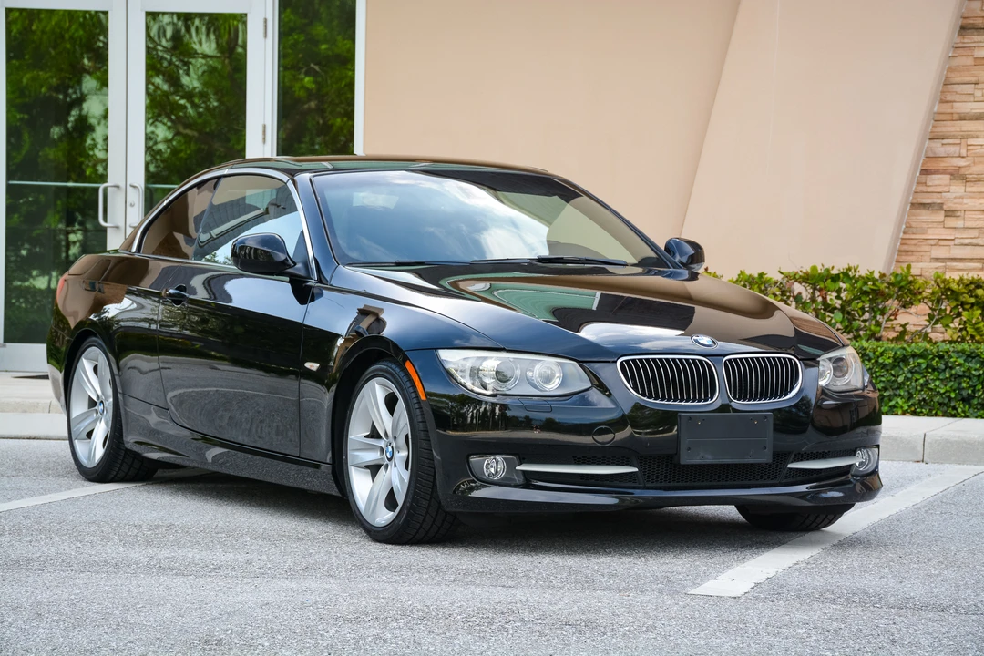 2011 BMW E93 3 Series Convertible - Image 9 of 31