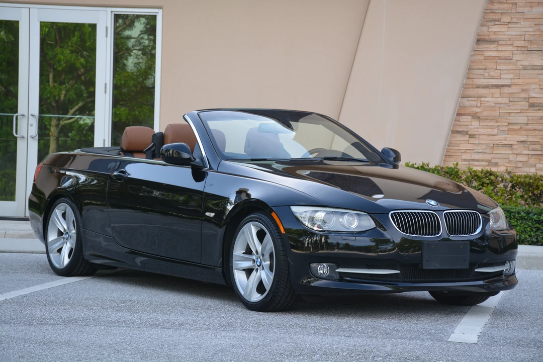 2011 BMW E93 3 Series Convertible - Image 7 of 31