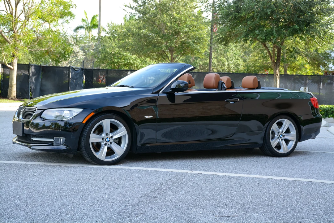 2011 BMW E93 3 Series Convertible - Image 3 of 31