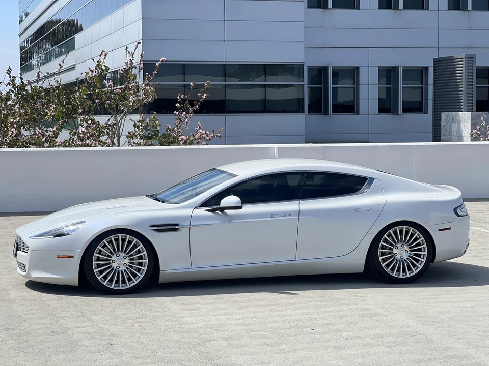 2012 Aston Martin Rapide - Image 4 of 31