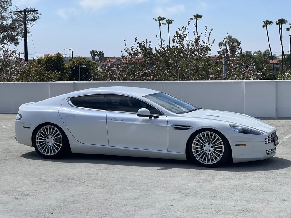 2012 Aston Martin Rapide - Image 16 of 31
