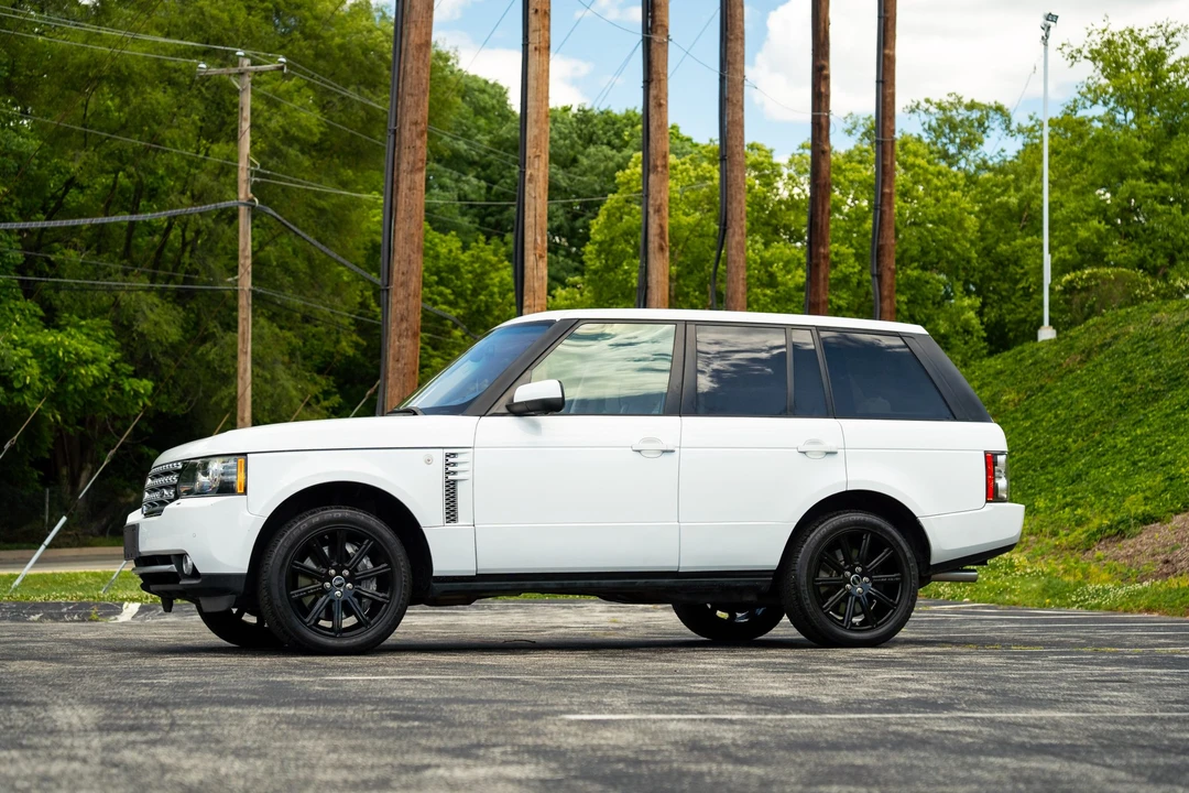 2012 Land Rover Range Rover L322 - Image 2 of 31