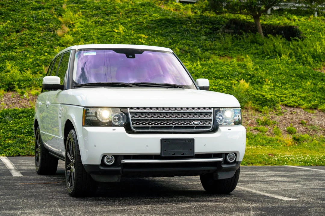 2012 Land Rover Range Rover L322 - Image 21 of 31