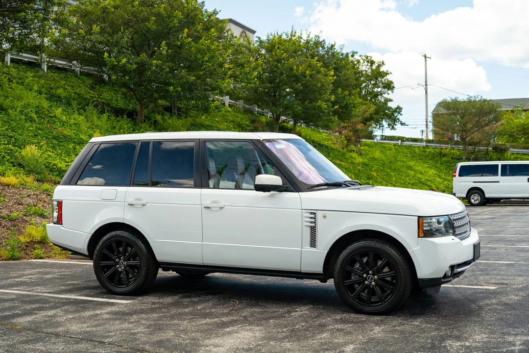 2012 Land Rover Range Rover L322 - Image 30 of 31