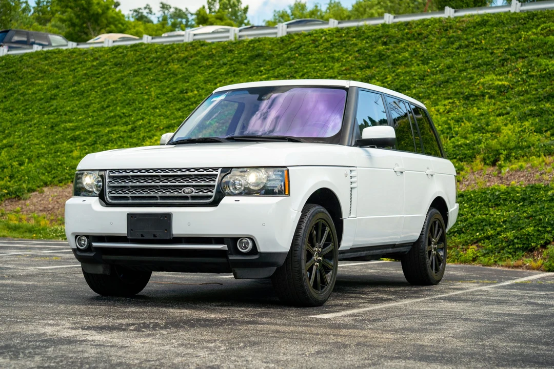 2012 Land Rover Range Rover L322 - Image 11 of 31