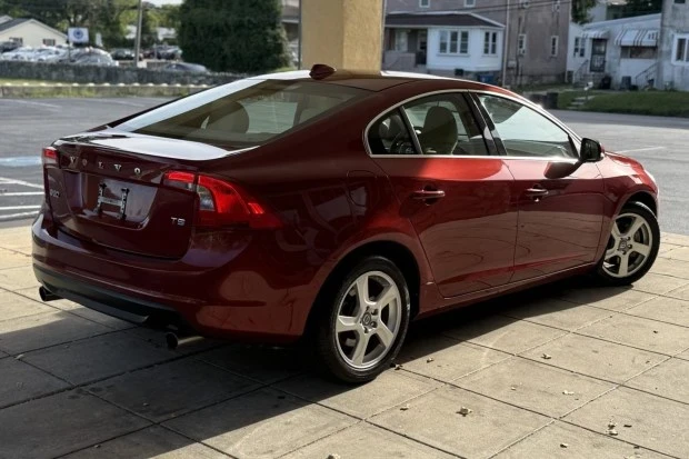 2012 Volvo S60 2nd Gen - Image 2 of 7