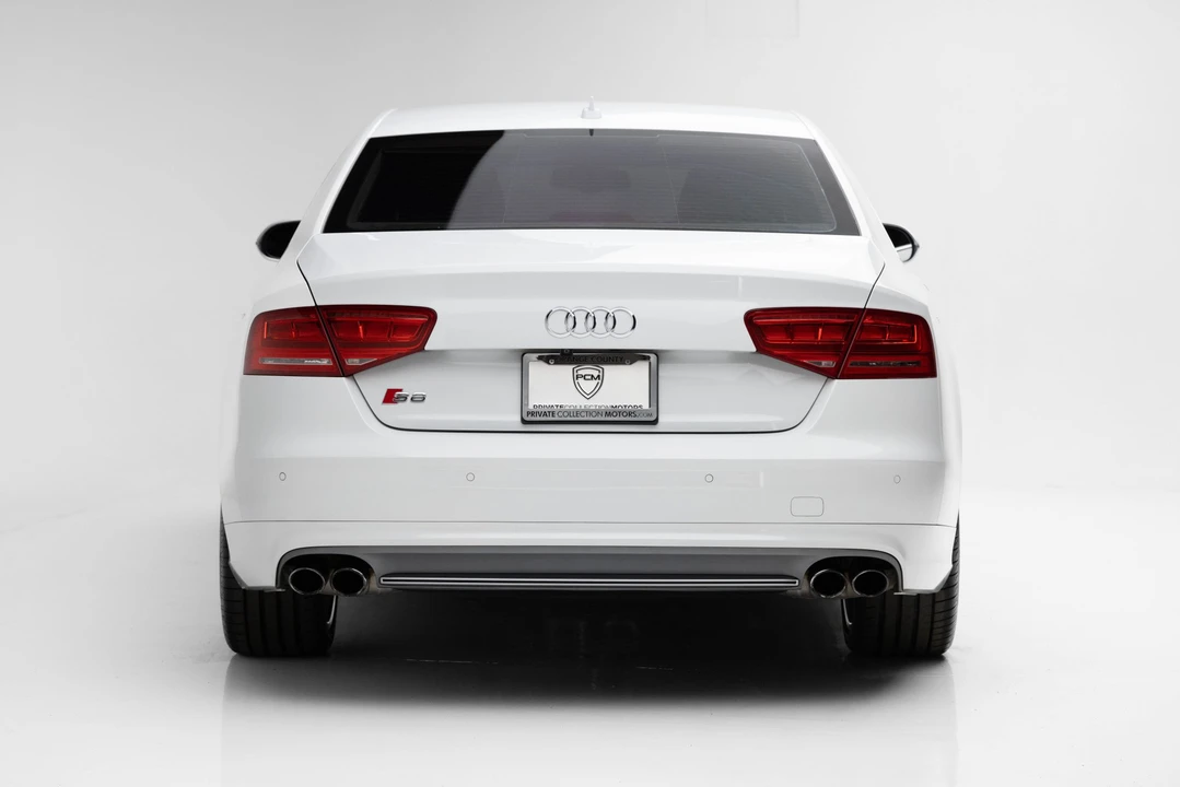 2013 Audi D4 S8 - Image 8 of 31