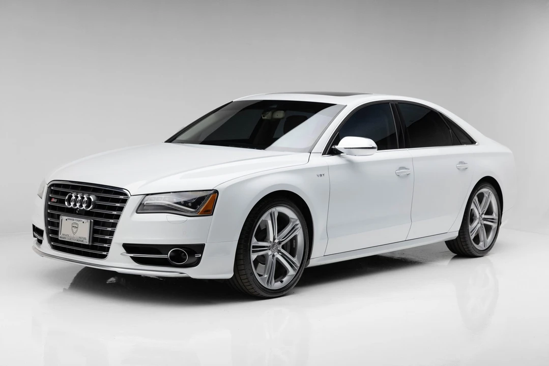 2013 Audi D4 S8 - Image 2 of 31
