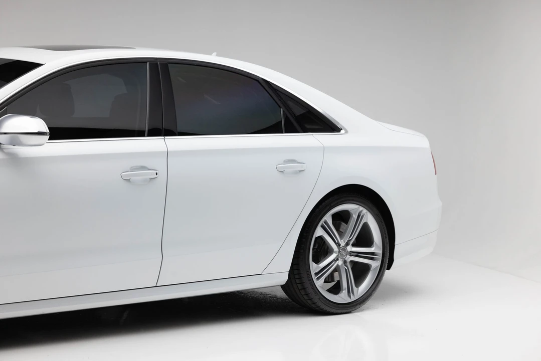 2013 Audi D4 S8 - Image 23 of 31