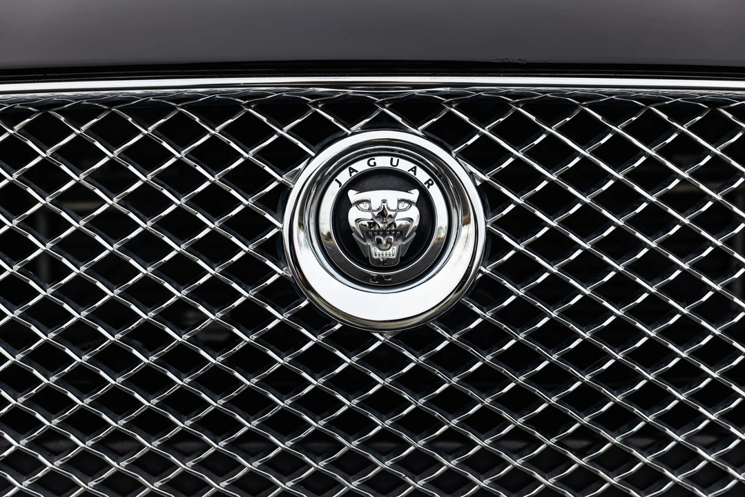 2013 Jaguar X351 XJ - Image 28 of 31