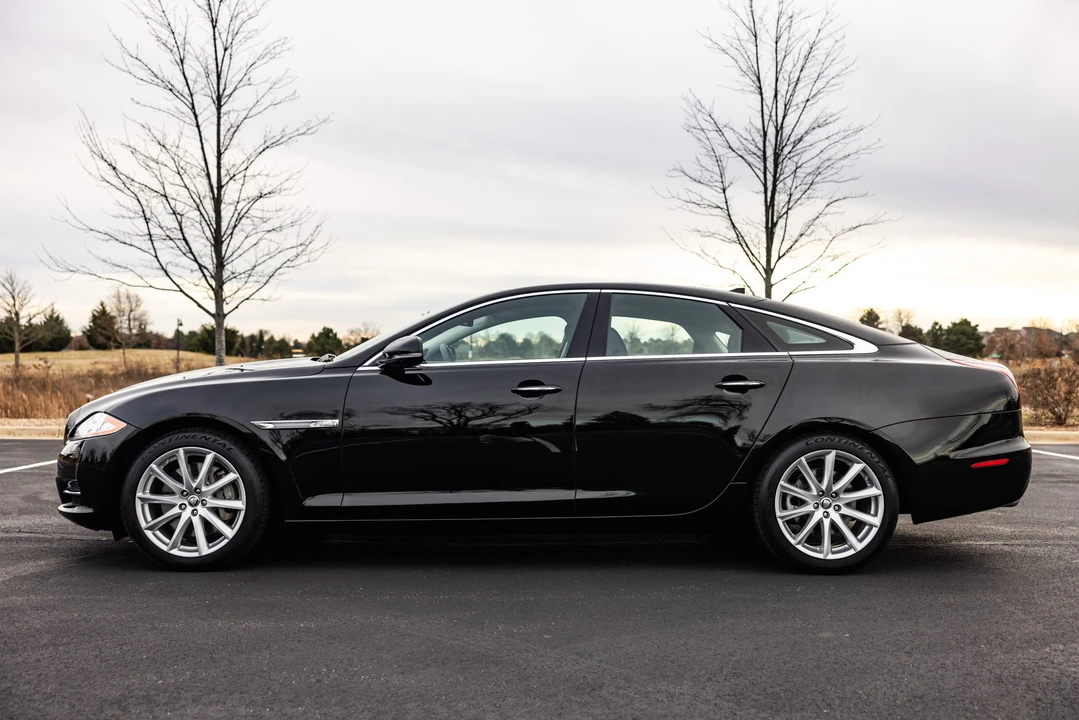2013 Jaguar X351 XJ - Image 9 of 31