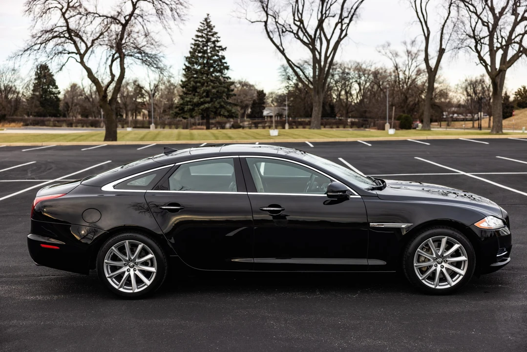 2013 Jaguar X351 XJ - Image 18 of 31