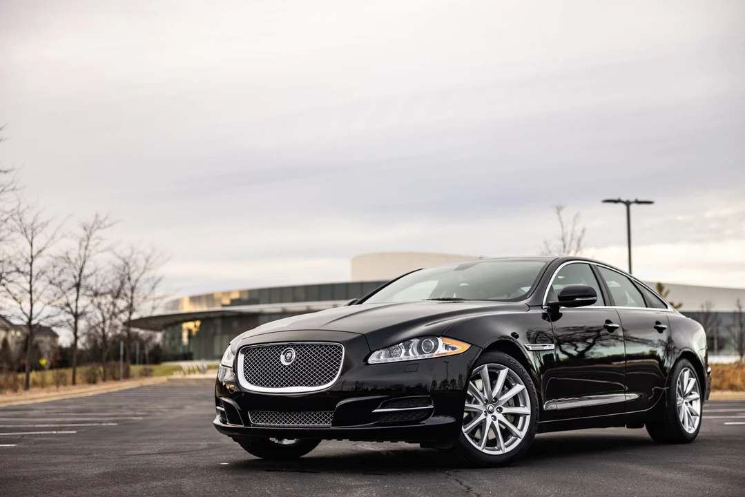 2013 Jaguar X351 XJ - Image 3 of 31