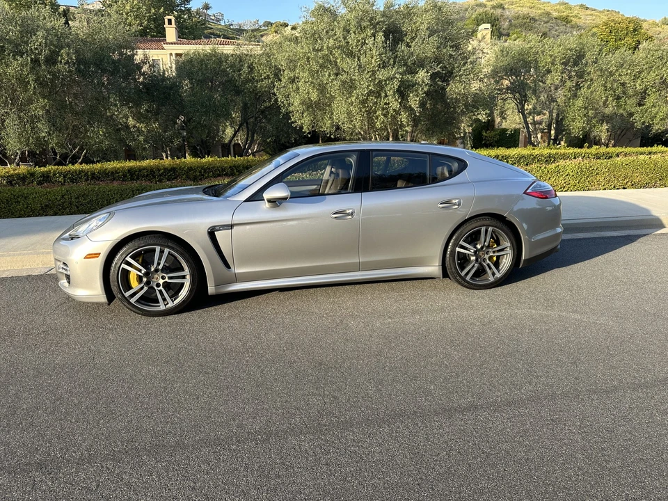 2013 Porsche 970 Panamera Turbo - Image 25 of 31