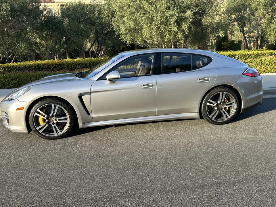 2013 Porsche 970 Panamera Turbo - Image 24 of 31