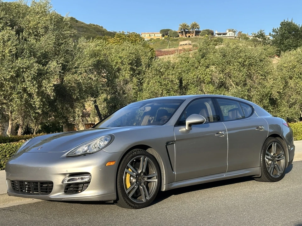 2013 Porsche 970 Panamera Turbo - Image 2 of 31