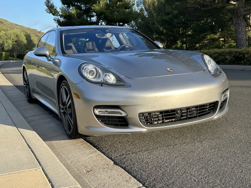 2013 Porsche 970 Panamera Turbo - Image 10 of 31