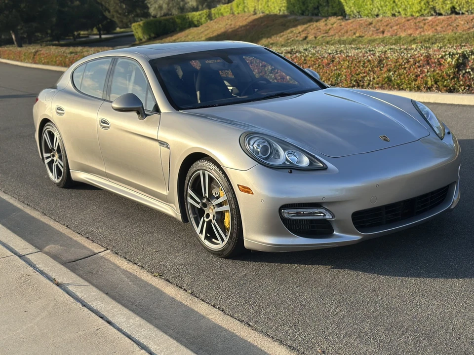 2013 Porsche 970 Panamera Turbo - Image 11 of 31