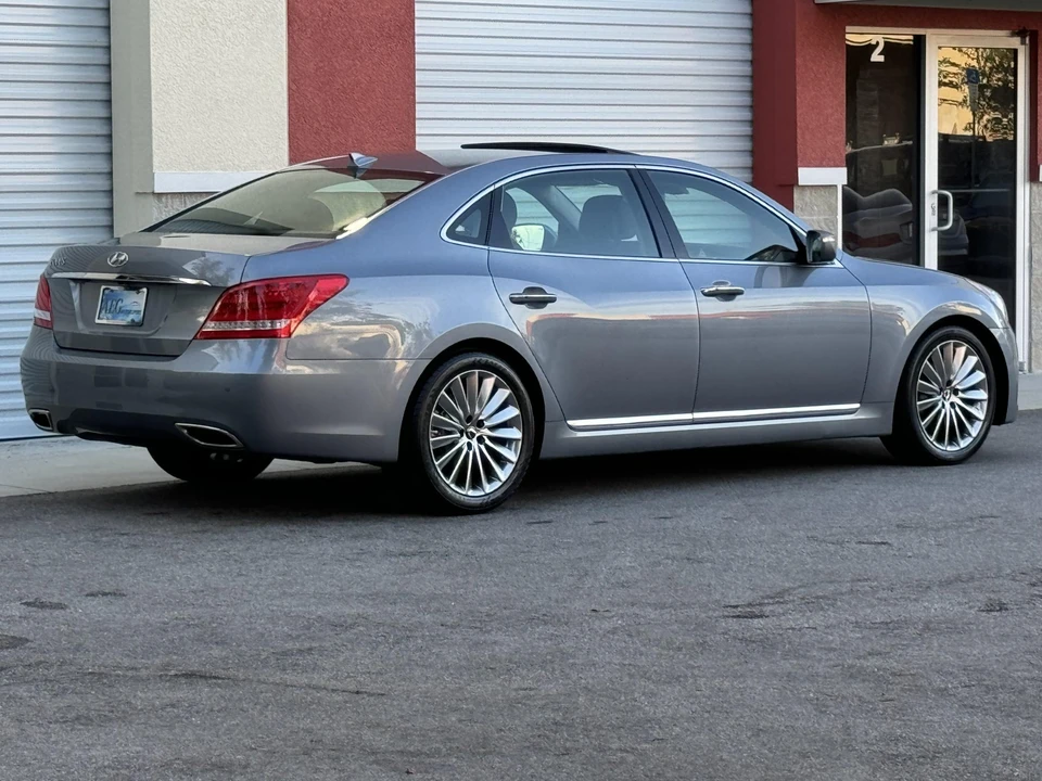 2014 Hyundai Equus - Image 14 of 31