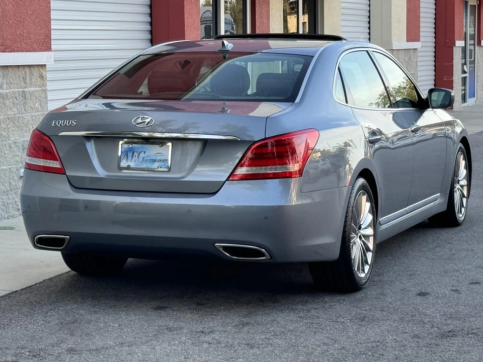 2014 Hyundai Equus - Image 16 of 31