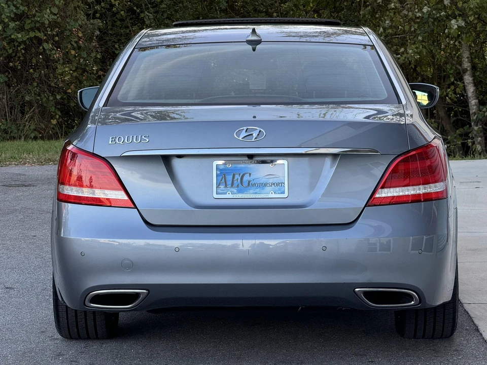 2014 Hyundai Equus - Image 17 of 31