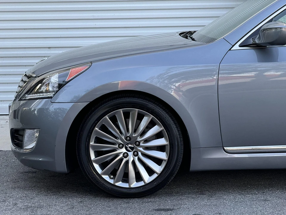 2014 Hyundai Equus - Image 29 of 31