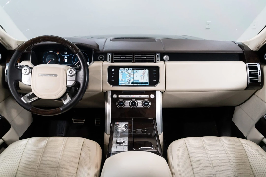 2015 Land Rover Range Rover L405 - Image 6 of 8