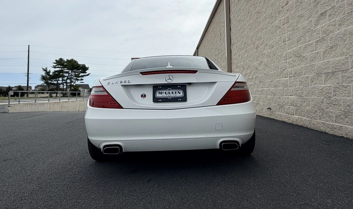 2015 Mercedes-Benz R172 SLC-Class - Image 17 of 31