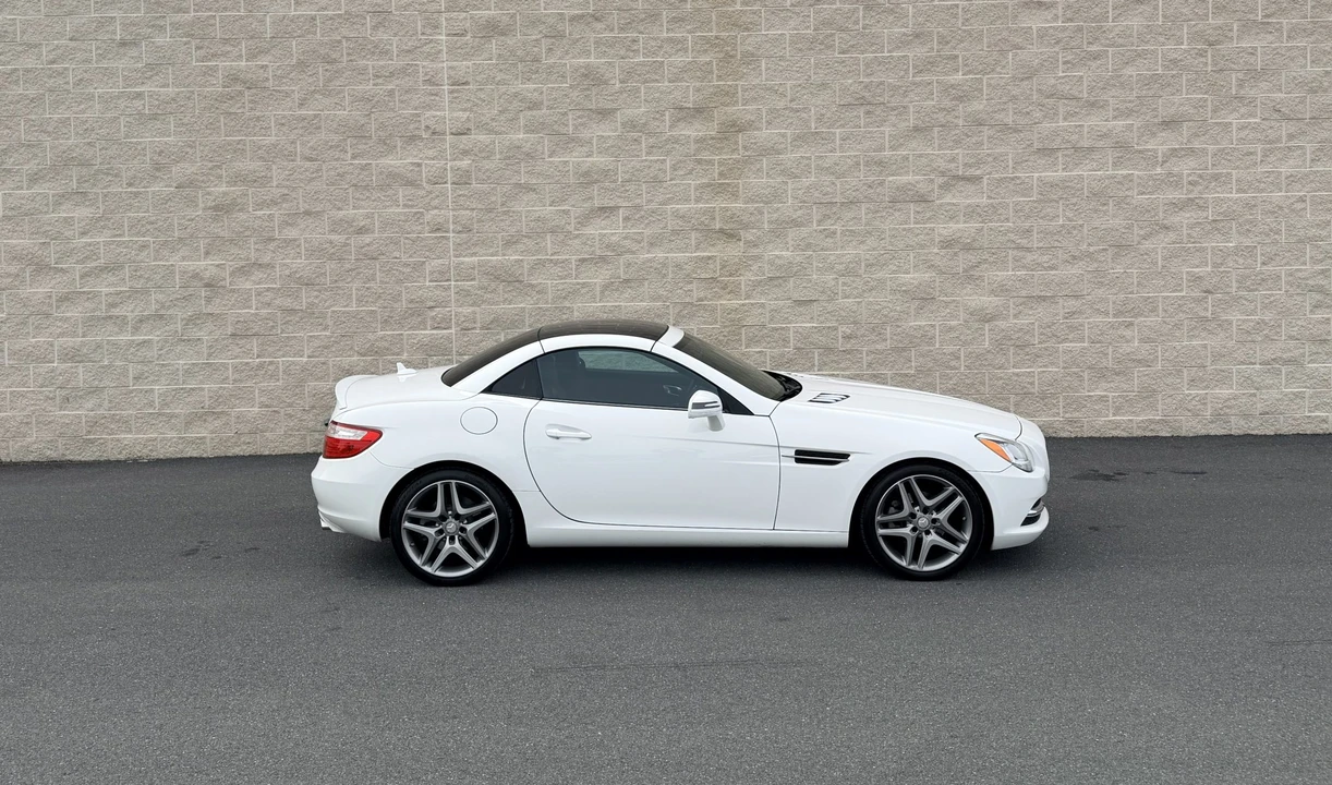2015 Mercedes-Benz R172 SLC-Class - Image 27 of 31