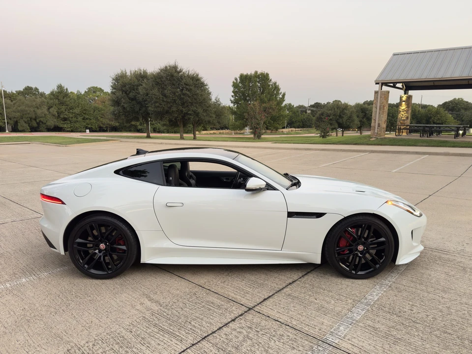 2016 Jaguar F-Type 1st Gen - Image 16 of 31