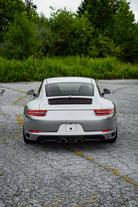 2017 Porsche 991 Carrera - Image 28 of 31