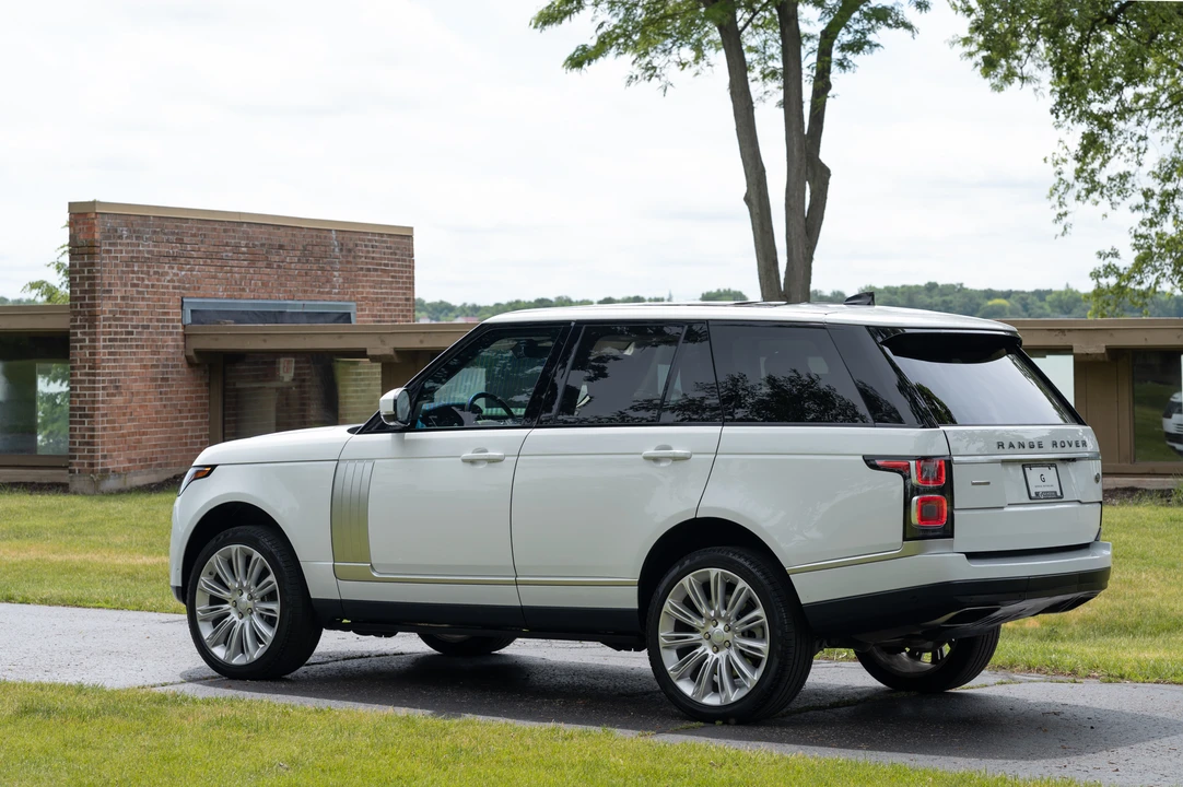 2019 Land Rover Range Rover L405 - Image 15 of 31