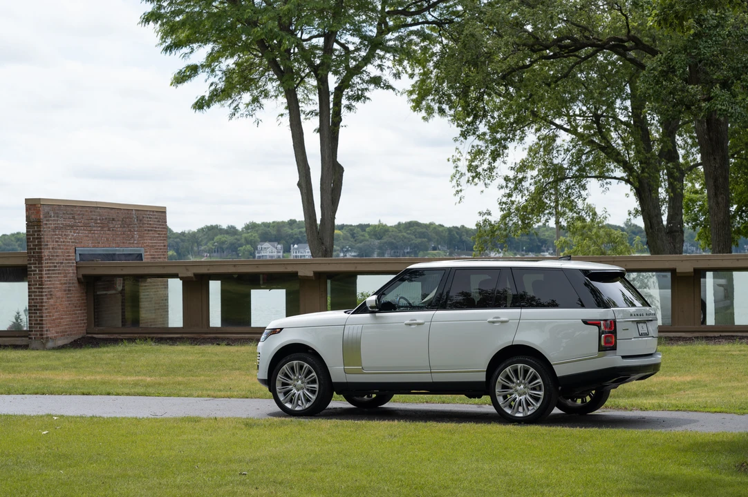 2019 Land Rover Range Rover L405 - Image 13 of 31